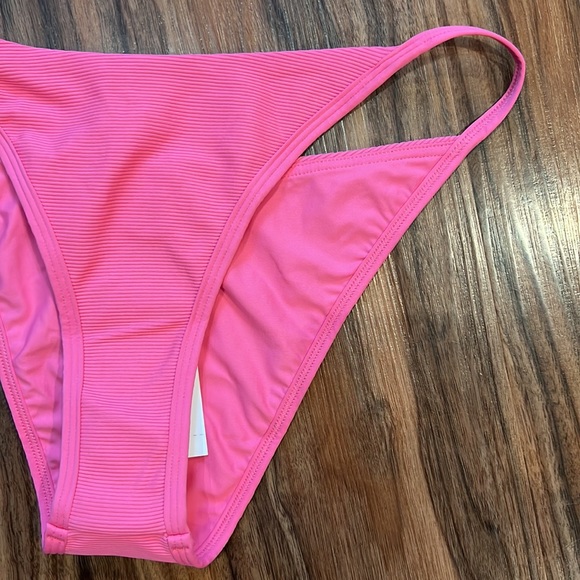 L*Space Ribbed Jay Bitsy Bikini Bottom - Picture 9 of 13